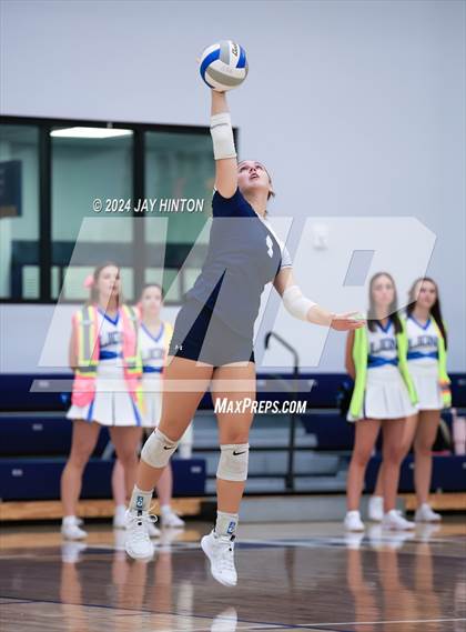 Thumbnail 2 in Nolan Catholic @ Grace Prep photogallery.