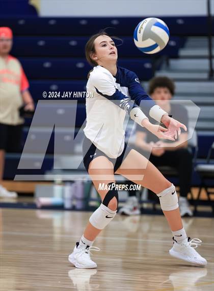 Thumbnail 2 in Nolan Catholic @ Grace Prep photogallery.