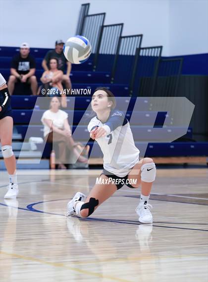 Thumbnail 1 in Nolan Catholic @ Grace Prep photogallery.