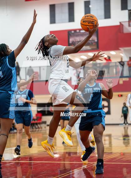 Thumbnail 3 in Drew vs. Lovejoy photogallery.