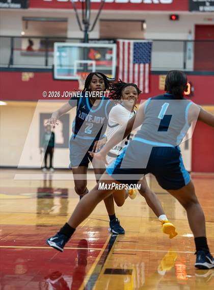 Thumbnail 3 in Drew vs. Lovejoy photogallery.