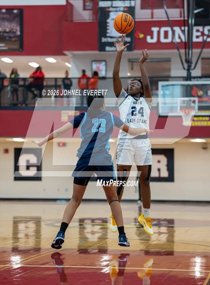 Thumbnail 1 in Drew vs. Lovejoy photogallery.