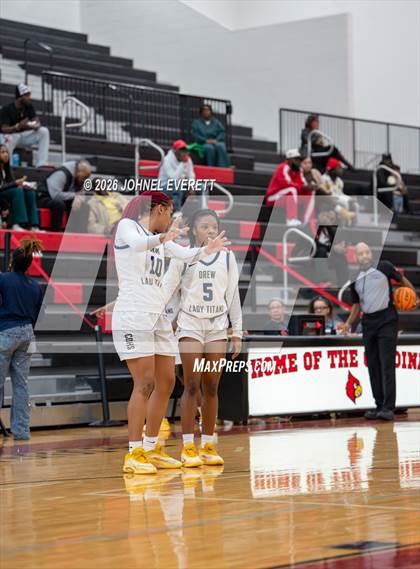 Thumbnail 1 in Drew vs. Lovejoy photogallery.