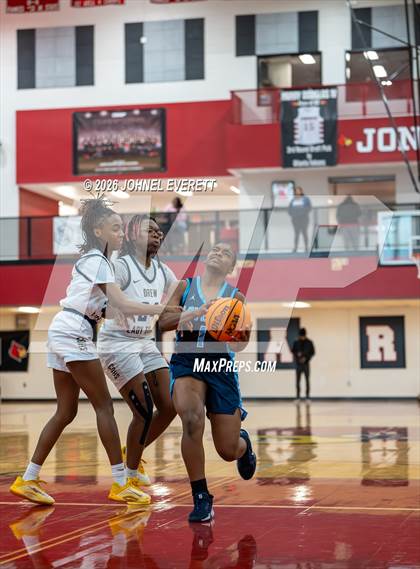 Thumbnail 2 in Drew vs. Lovejoy photogallery.