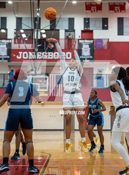 Thumbnail 2 in Drew vs. Lovejoy photogallery.