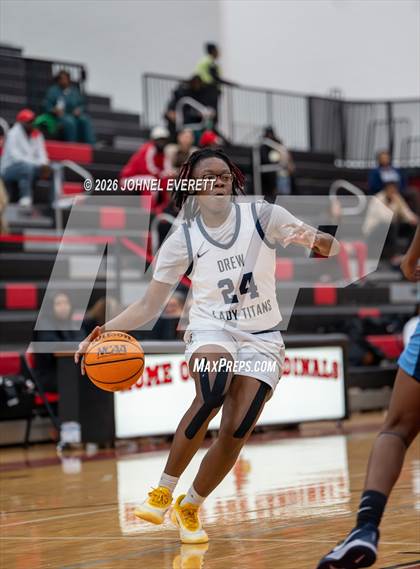 Thumbnail 2 in Drew vs. Lovejoy photogallery.