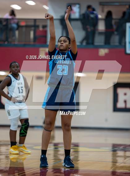 Thumbnail 2 in Drew vs. Lovejoy photogallery.