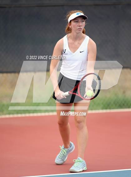 Thumbnail 2 in Vandegrift @ Wimberley photogallery.