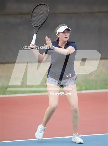 Thumbnail 1 in Vandegrift @ Wimberley photogallery.