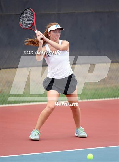 Thumbnail 2 in Vandegrift @ Wimberley photogallery.
