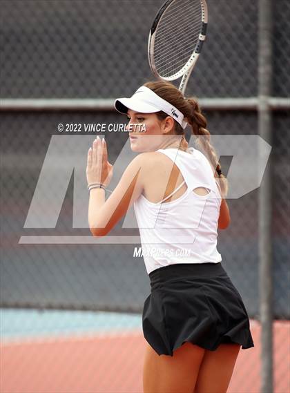 Thumbnail 2 in Vandegrift @ Wimberley photogallery.