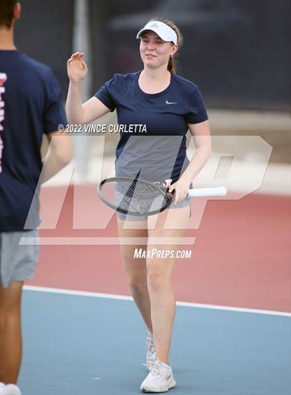 Thumbnail 2 in Vandegrift @ Wimberley photogallery.