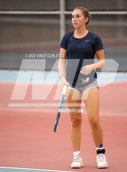 Thumbnail 2 in Vandegrift @ Wimberley photogallery.