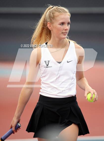 Thumbnail 3 in Vandegrift @ Wimberley photogallery.