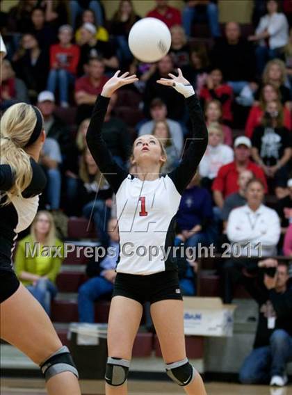Thumbnail 1 in Lovejoy vs. Pilot Point (3A Region 2 Area) photogallery.