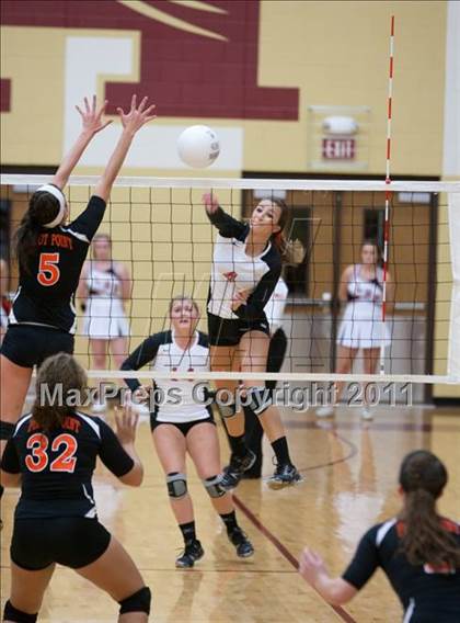 Thumbnail 1 in Lovejoy vs. Pilot Point (3A Region 2 Area) photogallery.