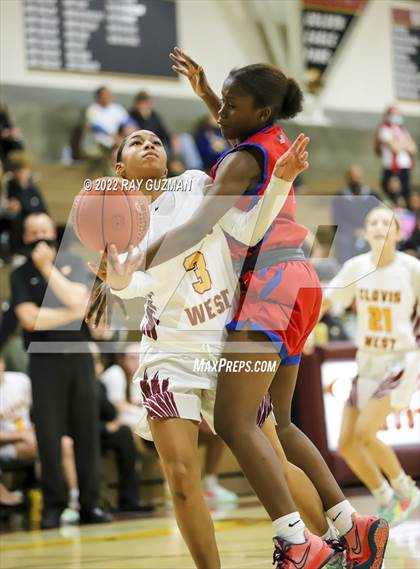 Thumbnail 2 in Buchanan @ Clovis West photogallery.