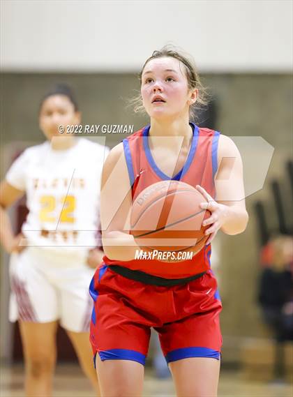 Thumbnail 1 in Buchanan @ Clovis West photogallery.