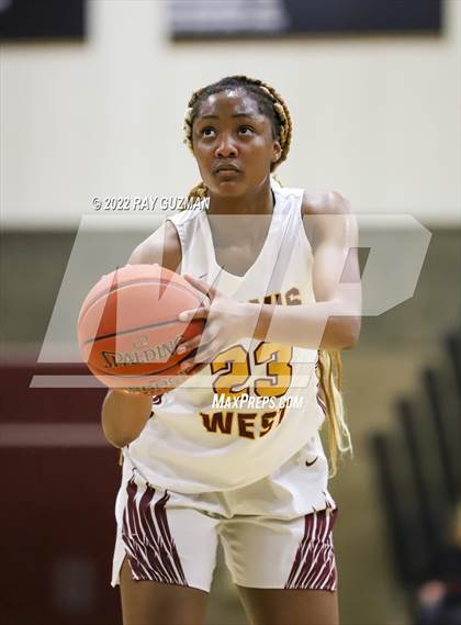 Thumbnail 3 in Buchanan @ Clovis West photogallery.
