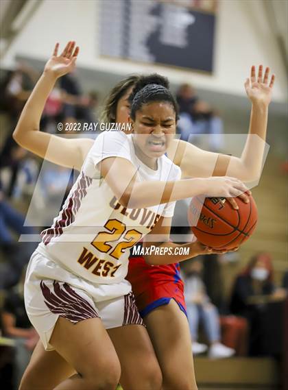 Thumbnail 1 in Buchanan @ Clovis West photogallery.