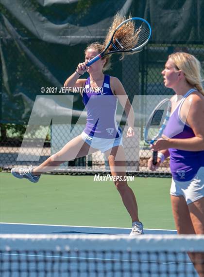 Thumbnail 3 in NCHSAA 3A Mid-East Regionals - Doubles photogallery.