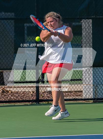 Thumbnail 3 in NCHSAA 3A Mid-East Regionals - Doubles photogallery.