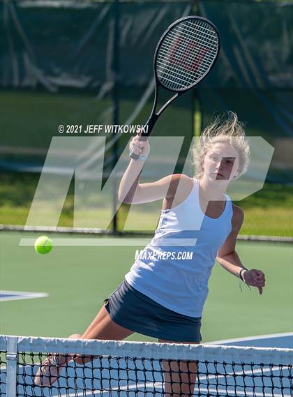Thumbnail 2 in NCHSAA 3A Mid-East Regionals - Doubles photogallery.