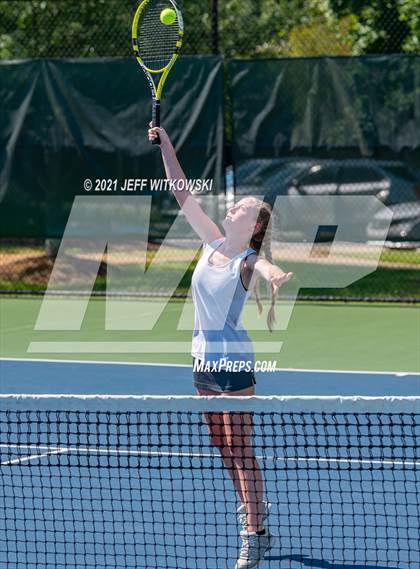 Thumbnail 1 in NCHSAA 3A Mid-East Regionals - Doubles photogallery.