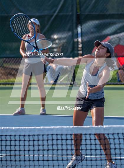 Thumbnail 1 in NCHSAA 3A Mid-East Regionals - Doubles photogallery.