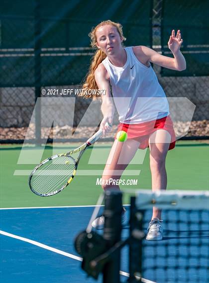 Thumbnail 1 in NCHSAA 3A Mid-East Regionals - Doubles photogallery.