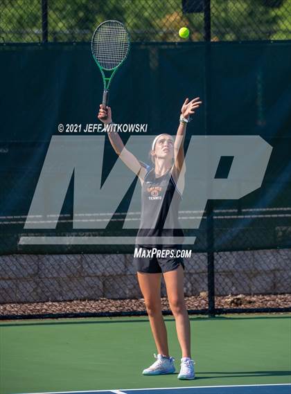 Thumbnail 2 in NCHSAA 3A Mid-East Regionals - Doubles photogallery.