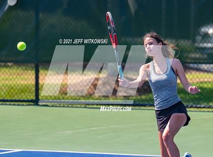 Thumbnail 1 in NCHSAA 3A Mid-East Regionals - Doubles photogallery.