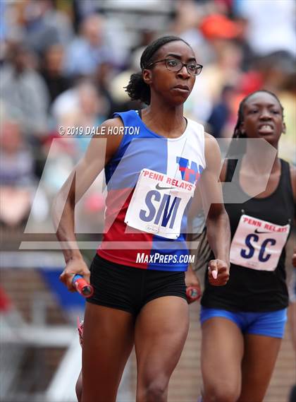 Thumbnail 1 in Penn Relays (Girls 4 x 400) photogallery.