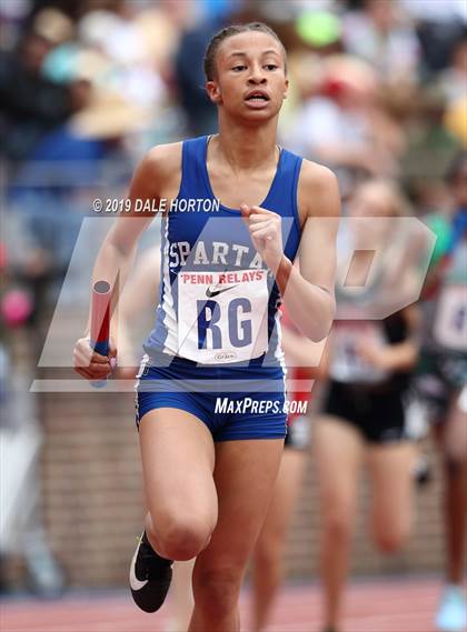 Thumbnail 2 in Penn Relays (Girls 4 x 400) photogallery.