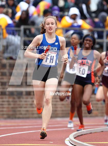 Thumbnail 2 in Penn Relays (Girls 4 x 400) photogallery.