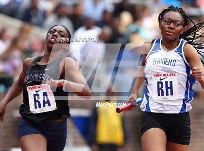 Thumbnail 2 in Penn Relays (Girls 4 x 400) photogallery.