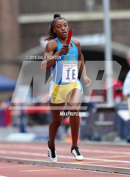 Thumbnail 1 in Penn Relays (Girls 4 x 400) photogallery.