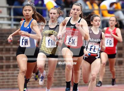 Thumbnail 2 in Penn Relays (Girls 4 x 400) photogallery.