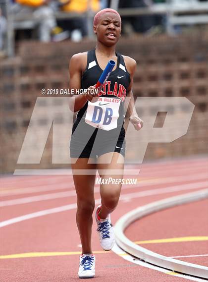 Thumbnail 3 in Penn Relays (Girls 4 x 400) photogallery.