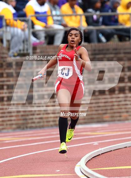 Thumbnail 3 in Penn Relays (Girls 4 x 400) photogallery.