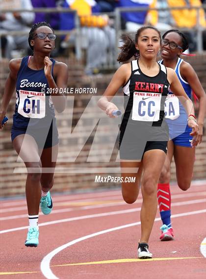 Thumbnail 2 in Penn Relays (Girls 4 x 400) photogallery.