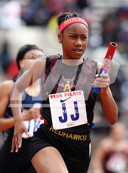 Thumbnail 2 in Penn Relays (Girls 4 x 400) photogallery.