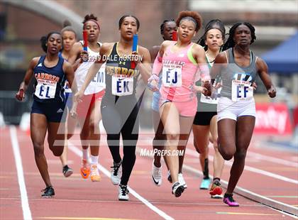 Thumbnail 2 in Penn Relays (Girls 4 x 400) photogallery.