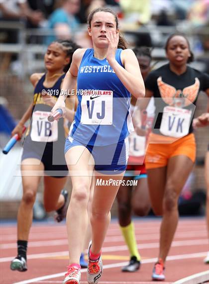 Thumbnail 1 in Penn Relays (Girls 4 x 400) photogallery.