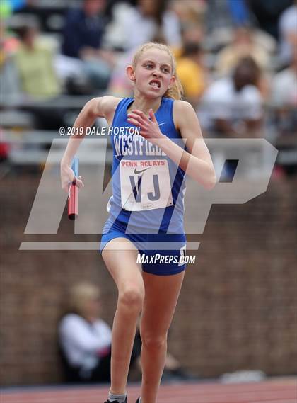 Thumbnail 1 in Penn Relays (Girls 4 x 400) photogallery.