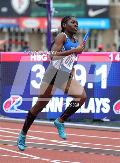Thumbnail 1 in Penn Relays (Girls 4 x 400) photogallery.