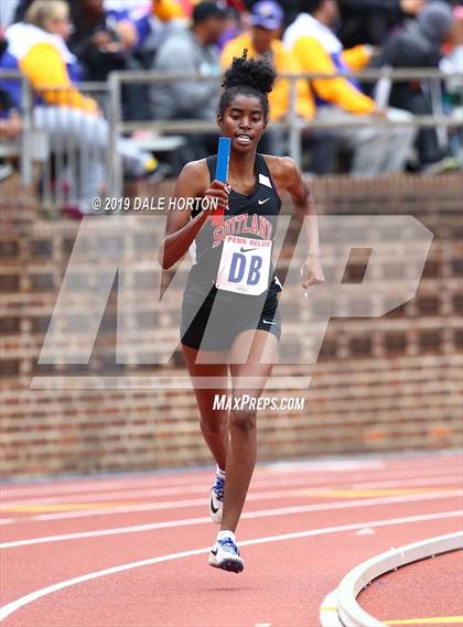Thumbnail 1 in Penn Relays (Girls 4 x 400) photogallery.