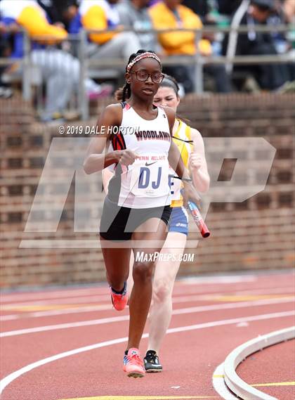 Thumbnail 3 in Penn Relays (Girls 4 x 400) photogallery.