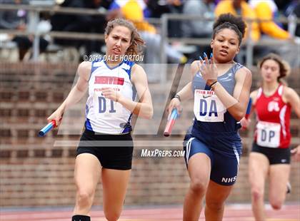 Thumbnail 2 in Penn Relays (Girls 4 x 400) photogallery.