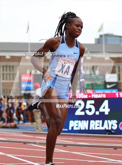 Thumbnail 2 in Penn Relays (Girls 4 x 400) photogallery.